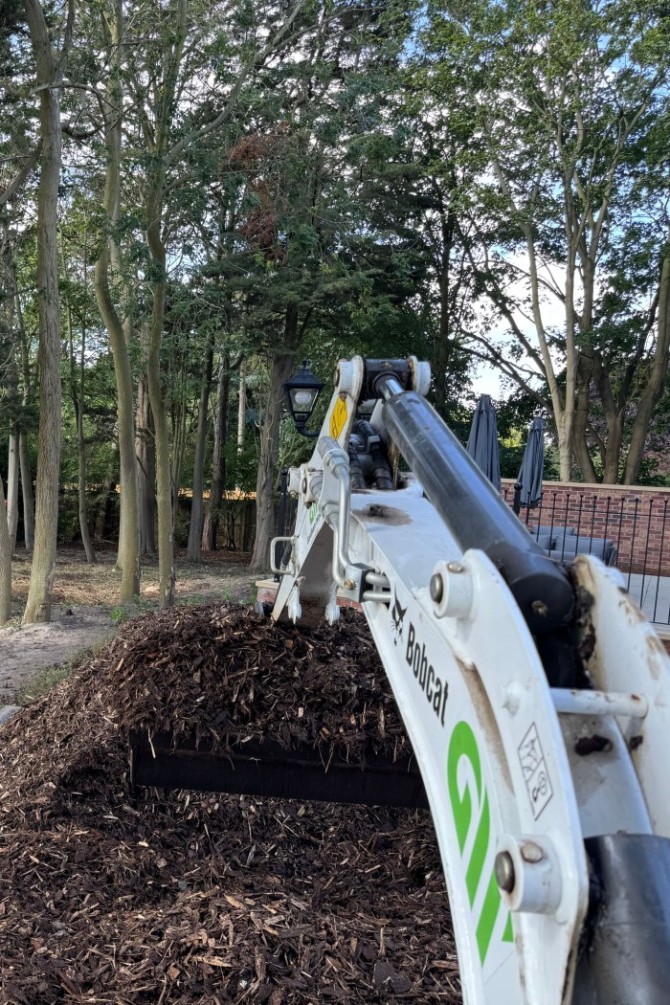 3bf7b125bb1e660346aeef4ae1f8600a